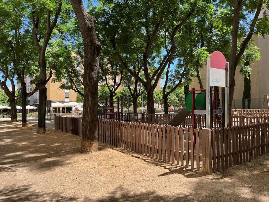 Triana Family Apartamento
